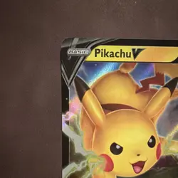 Pokemon TCG Pikachu V 043/185 Vivid Voltage Full Art Ultra Rare Holo 190HP - Image 3