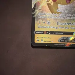 Pokemon TCG Pikachu V 043/185 Vivid Voltage Full Art Ultra Rare Holo 190HP - Image 4