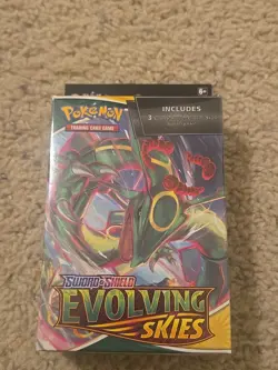 Sealed 3 Pack Evolving Skies Hanger Box Pokemon TCG Sword & Shield booster 820650851551 - Image 1