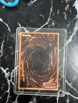 ******Blue Eyes White Dragon Ultra Rare Sdk-001****** - Image 4