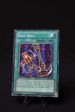 Bait Doll LON-096 Labyrinth of Nightmare Unlimited Yu-Gi-Oh! TCG - Image 1