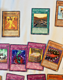 Pokemon Yu-Gi-Oh Trading Card Lot Mixed Bundle Vintage Modern Bulk - Image 5