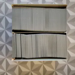 Disney Lorcana Fabled Trove With 900 Cards Bulk - Image 2