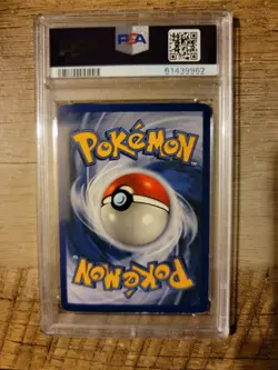 Pokemon TCG Machamp Base Set 8/102 Holo 1st Edition PSA 7 - Image 2