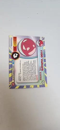 2000 Topps Pokemon TV Animation Series 2 Rainbow Foil Voltorb #100 - Image 4