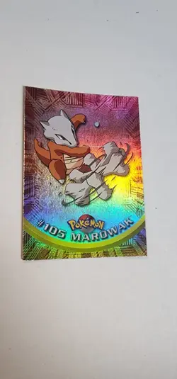 2000 Topps Pokemon TV Animation Series 2 Rainbow Foil Marowak #105 - Image 2