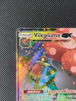 Pokemon - Vileplume GX - TCG Cosmic Eclipse Holo Card 4/236 Near Mint Condition - Image 2