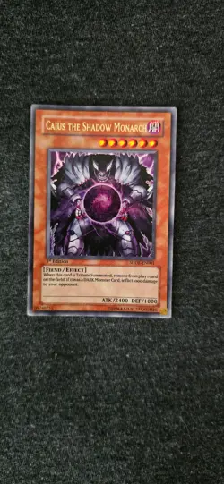 Caius the Shadow Monarch SDDE-EN001 The Dark Emperor 1st Edition - Image 2