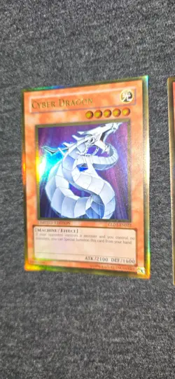 2 Cyber Dragon GLD1-EN022 Gold Series 2008 Limited Edition - Image 4