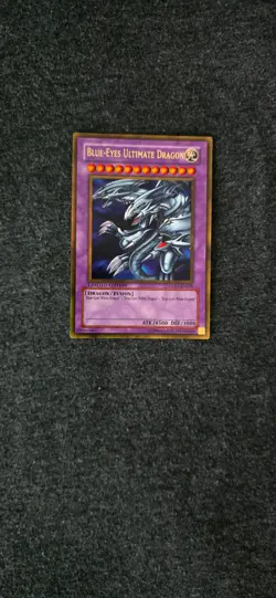 Blue-Eyes Ultimate Dragon GLD1-EN028 Gold Series 2008 Limited Edition - Image 1