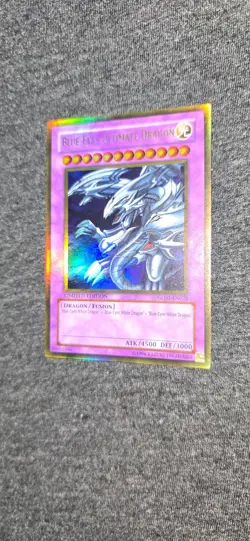 Blue-Eyes Ultimate Dragon GLD1-EN028 Gold Series 2008 Limited Edition - Image 3