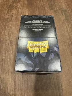 Dragon Shield Gold Matte Premium Card Sleeves 1000 Standard AT-11006 - Image 1