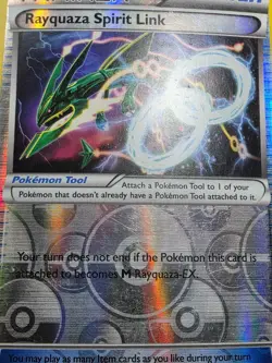 HP POKEMON RAYQUAZA SPIRIT LINK 87/108 REVERSE HOLO TRAINER ROARING SKIES - Image 2