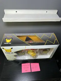 POKEMON TCG SEALED PIKACHU CELEBRATIONS PREMIUM FIGURE COLLECTION V MAX - Image 5