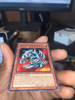 blue eyes toon dragon 1st edition LCYW-EN103 - Image 3