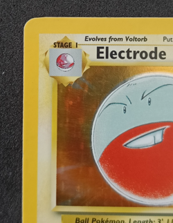 Pokemon TCG Electrode 2/64 Jungle Holo Vintage WOTC Card - LP - Image 2