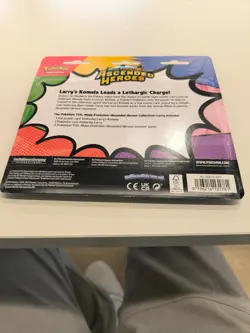 Pokemon TCG - Ascended Heroes 2 Pack Collection Blister Larry's Komala SEALED ✅ - Image 2
