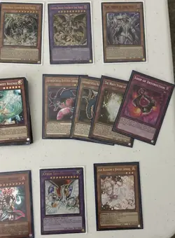 Yu-Gi-Oh Card Lot – Vintage/Modern Cards – All Holo - 100 Cards 600682787291 - Image 5