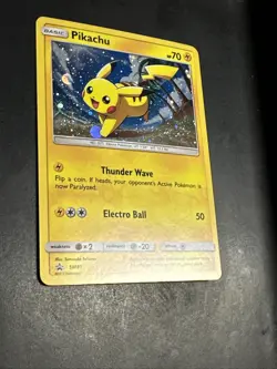 Pokemon - Pikachu SM81 Holo Promo Sun & Moon with swirl VERY LP-NM - Image 2