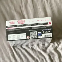 Pokemon Scarlet & Violet White Flare Elite Trainer Box Reshiram English - Image 2