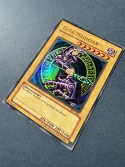 Yu-Gi-Oh Dark Magician SDY-006 Starter Deck: Yugi Unlimited Ultra Rare- MP - Image 1