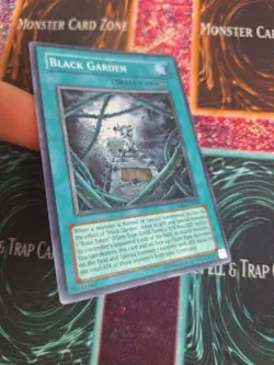Yu-Gi-Oh! Black Garden CSOC-EN048 Super Rare Unlimited Near Mint - Image 2