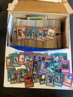 Huge yugioh card lot🔥. Vintage rare! over 1300+ cards total. Garage sale find!! - Image 3