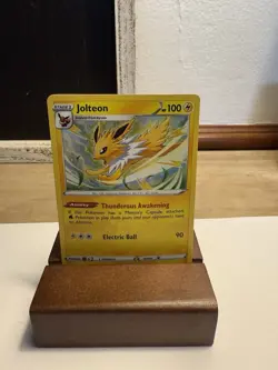 Jolteon Promo Holo Rare Pokemon TCG Card 47/185 Cosmos - Image 1