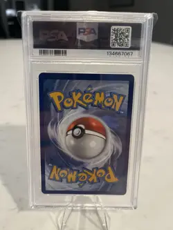 Pokemon TCG Evolving Skies Vaporeon VMAX Ultra Rare 030/203 PSA 9 - Image 2