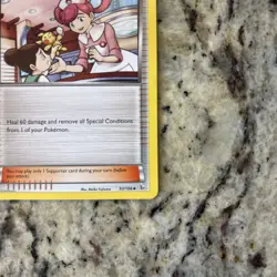 Pokemon Center Lady 68/83 Generations Pokemon Card Radiant Collection - Image 4