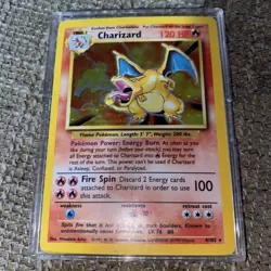 Pokemon TCG Charizard Base Set Holo Rare Card 4/102 WOTC Original - Image 1