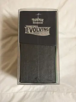 Pokemon TCG Evolving Skies Pokemon Center Exclusive ETB w Plastic Display Case - Image 4