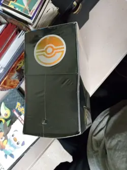 Pokemon TCG: Mega Evolution Factory Sealed Elite Trainer Box RANDOM ART - Image 3