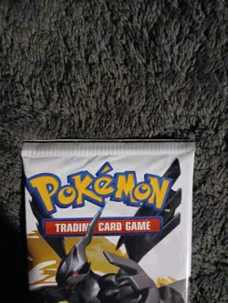 Pokemon Black And White Legendary Treasures Sealed Booster Pack 2013 - Image 3