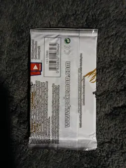 Pokemon Black And White Legendary Treasures Sealed Booster Pack 2013 - Image 4