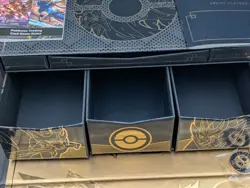 Pokemon Sword and Shield Ultra Premium Collection Zacian & Zamazenta NO CARDS - Image 3