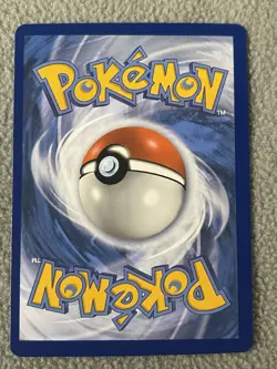 Pokemon TCG Glaceon VMAX Evolving Skies Holo Ultra Rare Card 041/203 - Image 2