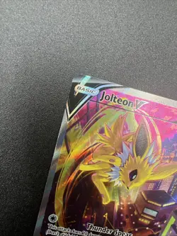 Jolteon V SWSH183 SWSH: Sword & Shield Promo Cards Holo - Image 2