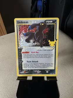 Umbreon Gold Star 17/17 Celebrations 25th Anniversary Pokemon Card TCG NM - Image 1