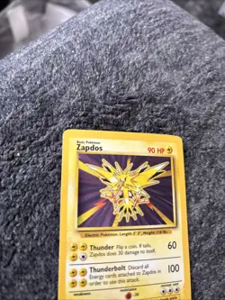 Pokemon TCG Zapdos Base Set Holo Unlimited Rare Card 16/102 MP - Image 3