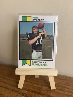 Topps 1973 Ken Stabler Rookie Base Set #487 Oakland Raiders NFL Football Card - Image 1