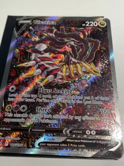 Giratina V Alt Art #186/196 Lost Origin SWSH Holo Pokemon Card TCG NM Ungraded - Image 1