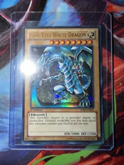 Yu-Gi-Oh! Blue-Eyes White Dragon 1st Edition Ultra Rare Holo SDBE-EN001 - Image 1