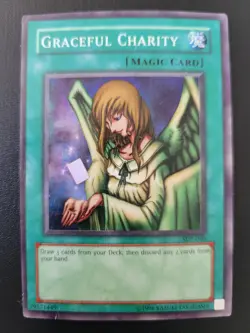 Graceful Charity SDP-040 Yu-Gi-Oh Spell Card MP Classic Staple - Image 1