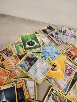 Pokemon Lot Of Cards 3 Unopened Pks & Random Others B14 - Image 3