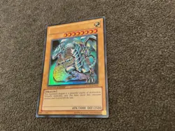 Yu-Gi-Oh Blue-Eyes White Dragon LC01-EN004 Limited Edition - Image 1