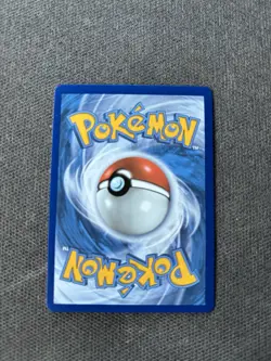 Reshiram 113/114 Pokemon TCG Celebrations: Classic Collection NM - Image 2