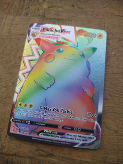 Pokemon Pikachu VMAX 188/185 Vivid Voltage 2020 Secret Rainbow Rare - Image 2