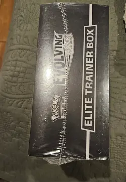 Pokemon TCG Sword and Shield Evolving Skies Elite Trainer Box ETB Factory Sealed - Image 3