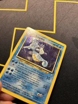 Kingdra 8/111 MP -Vintage Holo Pokemon Card- Neo Genesis (4s) - Image 2